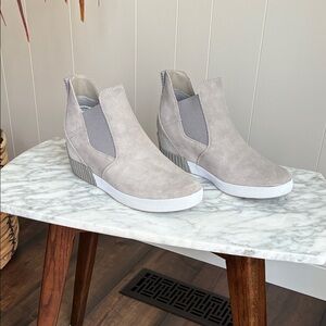 Sorel Out N About wedge bootie